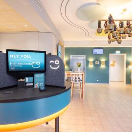 Hey Lou Hotel Piding, hotelli kohteessa Piding