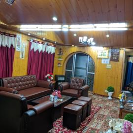 Sheikh guest house, hotelli kohteessa Tangmarg