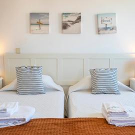 C11 - Casa Dablim in Bensafrim, hotel a Bensafrim