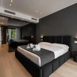 Roberto Verde House SPECTRE Luxury Suite, hotel in Verona