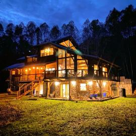 The Arete Hostel and Suites, готель у місті Саммерсвілл