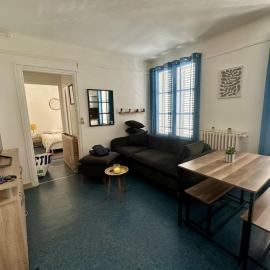 Charming Bright Apartment, Center with free Parking, hotel in Vitry-le-François