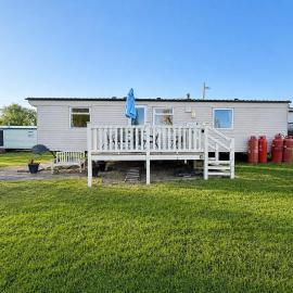 Homely Caravan With Side Decking At Valley Farm, Essex Ref 46286V