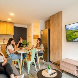 HOM I Calefactor Eléctrico, WiFi, Full Equipado