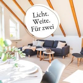 Huus Binnensee OG2 - Dachwohnung mit Wasserblick - Lesesessel & WLAN - Für Paare - Ruhige Lage - Südstrand 5 Min mit Rad