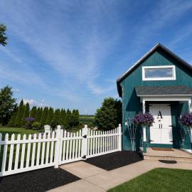 The Potting Shed, hotel i Akron