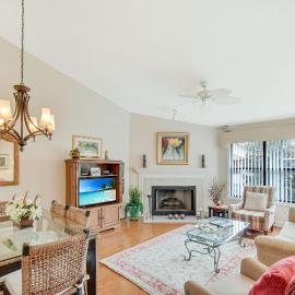 Harbour Oaks 312, Hotel in Demere Park