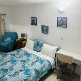Chambres d'hôtes WAIMEA, hotel in Abidjan