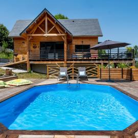 Chalet Neuf Pyrénéen 8 pers - Proche Ski & Grands sites, hotel a Ségus
