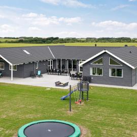 5 star holiday home in Spøttrup, hotel in Spottrup