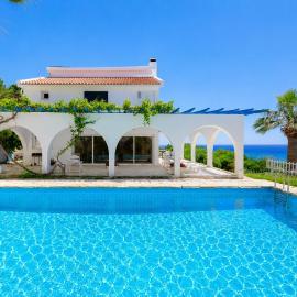 Panorama Villa, Hotel in Pomos
