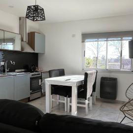 Travel Suites Ezeiza- 5 pax- Centro Eze- Shoppings a 8 min