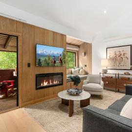 Abode at Cottonwood brand new remodel near JHMR, hotel in Wilson