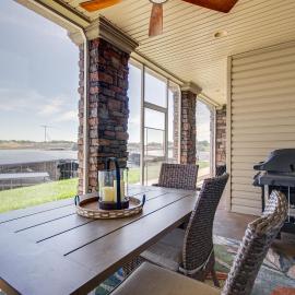 Furnished Porch, Resort Pools! Lands End Condo