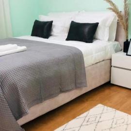 Apartments Reii、ウルツィニのホテル