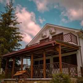 Vila Kaladjiski, hotel v mestu Berovo