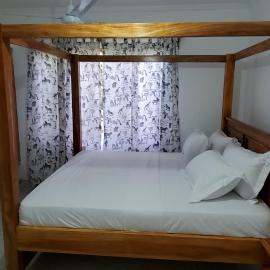 lewisville boutique villa, ξενοδοχείο σε Kilifi