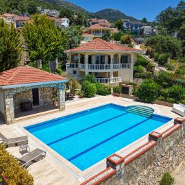 Private Pool Villa with Garden & Forest View