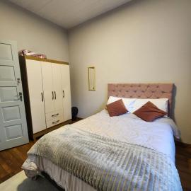 Quarto central em ótima localização, hotel in Curitiba