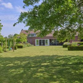 Laurahoeve, Hotel in Nederweert