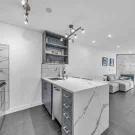Central Alpine Condo โรงแรมในวิสต์เลอร์