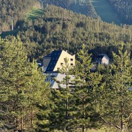 Hotel O2 Tornik, Hotel in Ribnica