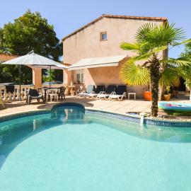 Nice Home In Mezzavia With Outdoor Swimming Pool