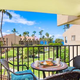 Kamaole Sands in Kihei, 1BR 2BA, Near Beach, King Bed, Parking