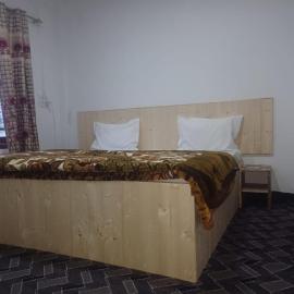 SnowCrest Cottage، فندق في باهالجام