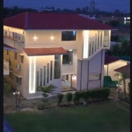 Nicolas Farm & Resort, hotel en Mansar