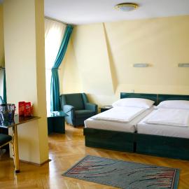 Hotel Bara Budapest, hotel en Budapest