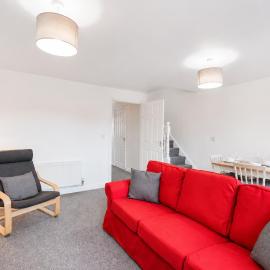 Grantham Stays - Dexter - 3BR, Sleeps 5, Parking & WIFI