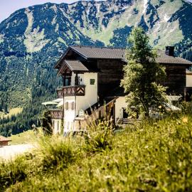 Berghotel Zugspitzblick, hotel u gradu 'Zöblen'
