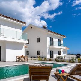 3BR Villa With Amazing Sea View And Pool