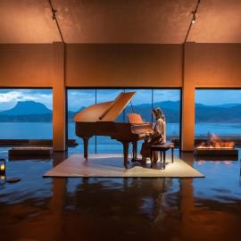 lugu Lake Cheman Ruyingsong Mid Hotel, hótel í Ninglang