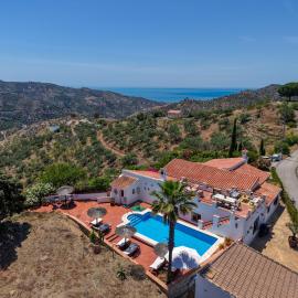 Casa Azafranes - Boutique B&B - Arenas