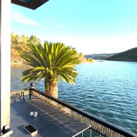 Dream house, hotell i Rragam
