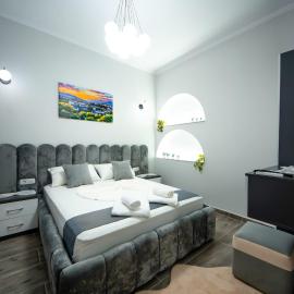 EGJE Apartments, hotel u gradu Đirokastra