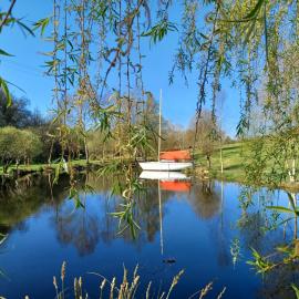 Bateau Gîte, hotel v destinácii Berné