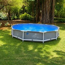 The Meadow House 2BR Farm with Pool & Lawns, hotel v destinaci Faridabad