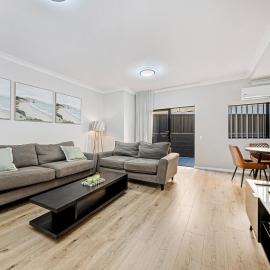 KozyGuru | Penrith | Spacious Ground Floor Gem, hotel in Penrith