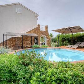 A l'ombre du clocher, hotel in Calenzana