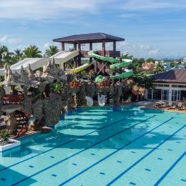 Port Royale Waterpark Resort Tacloban, hotel em San Jose