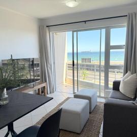 The Bay Ocean View Retreat, hotel i Cape Town