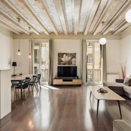 Rent Top Apartments near Plaza de Catalunya