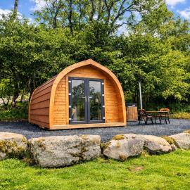 Penmaenpool에 위치한 호텔 Mountain View En-Suite Cabin with Hot Tub in Snowdonia