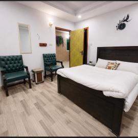AGH Guesthouse & Rooms: İslamabad şehrinde bir otel