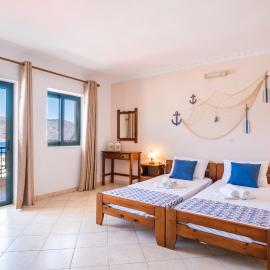 Giota's Studio, hótel í Karpathos