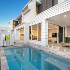 Luxury Townhouse Maroochydore, hotel in Maroochydore