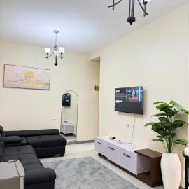 Modern 1BR Apartment with Pool & Sauna Kampala, hotel a Kira